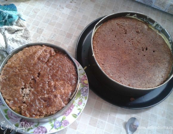 20. Накрыть вторым коржом. 