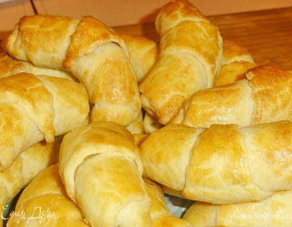 Вот и все! Рогалики готовы. Будьте осторожны, начинка очень горячая!

