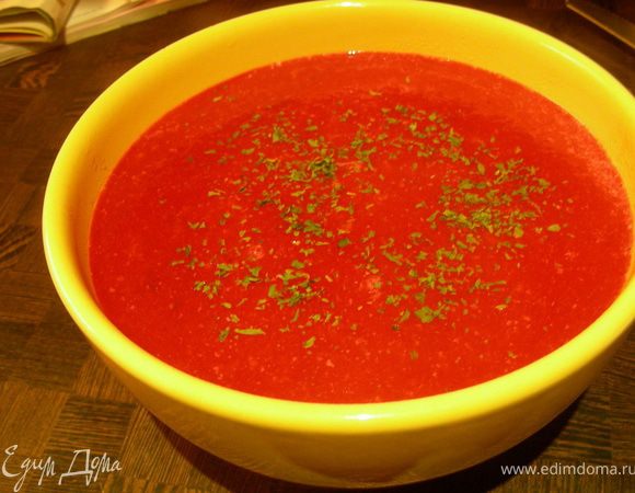 Снимаем с огня, разливаем по тарелкам, в каждую кладем по 1 ст.л. сметаны, можно посыпать любимой зеленью (у меня петрушка) и подаем. Приятного аппетита!