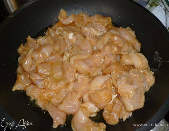 Обжариваем до золотистой корочки. 