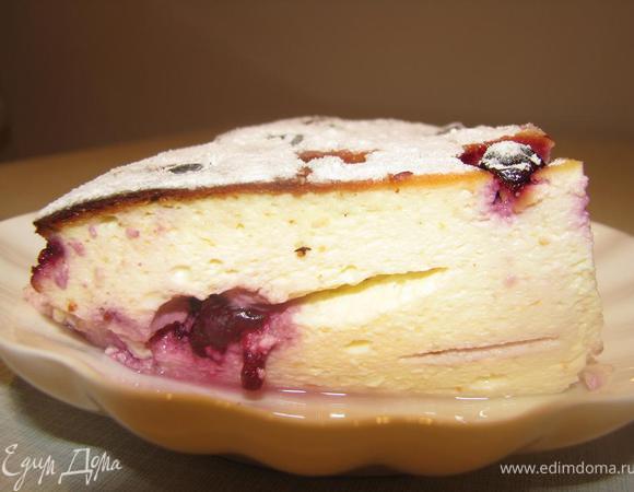 Подавать присыпав сахарной пудрой.