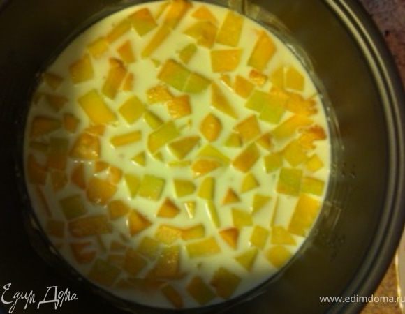 И все заливаем молоком.