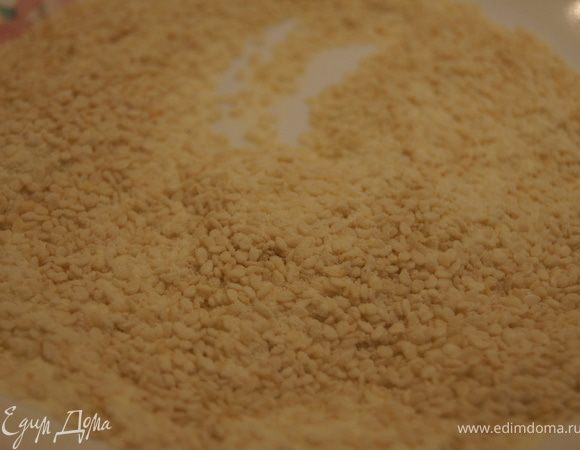 Соединить кунжут и муку в соотношение 5:1