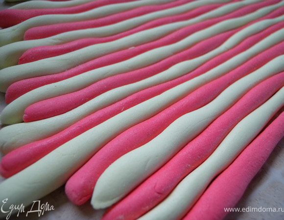 Сложить рядышком. 