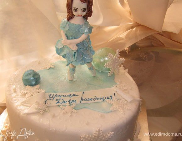 Берем торт и идем в гости.) Веселого Вам праздника и приятного аппетита.)!!!