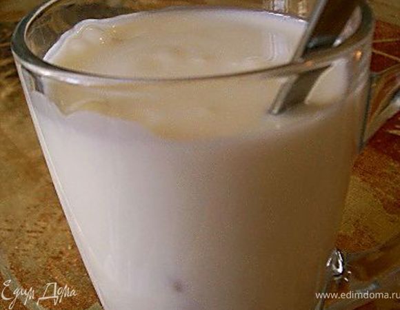 Один из моих любимых рецептов.
Один стакан кефира или ряженки смешать с полстакана пророщенного зерна и добавить чайную ложку меда! Полезный завтрак готов!
