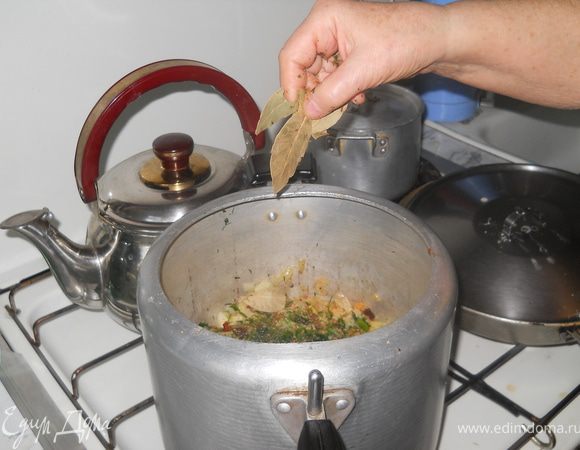 И лавровый лист.