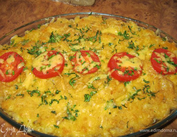 Запекать в духовки 15 минут,при t 180С.За пару минут до готовности запеканку украсить кружочками помидора,зеленью и немного тертого сыра по верх помидора.  Приятного Всем Аппетита!!!