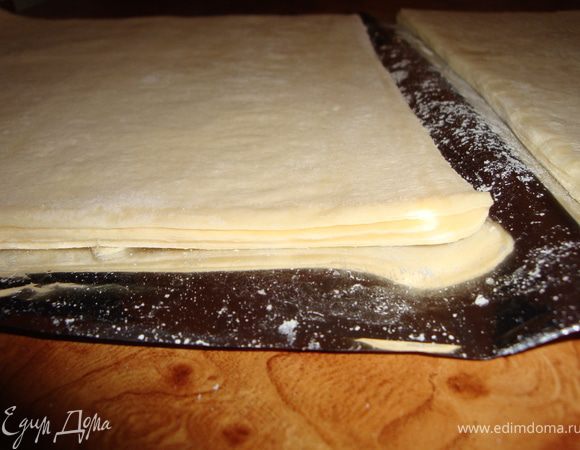 Вот так выглядят листы теста с торца.