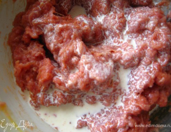 Добавить сливки. Перемешать