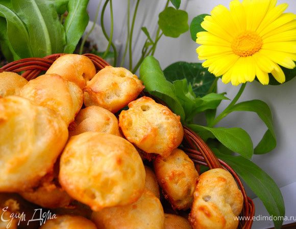 В эти осенние деньки порадовала меня календула, которая расцвела на моем балконе. Вот делюсь моей радостью и с вами)))