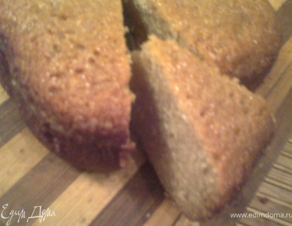 У него получилась однородная мягко-крупинчатая структура,а благодаря чернике попадались интересные ягодные  вкрапления!В следующий раз попробую с изюмом...