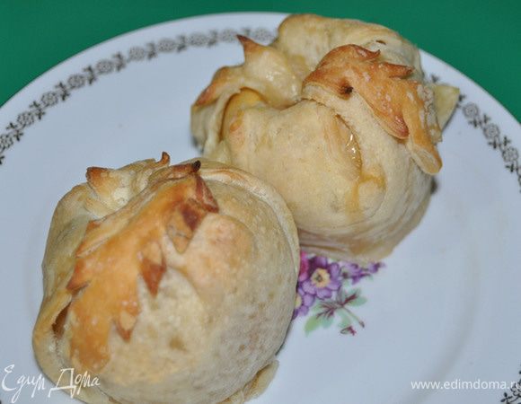 Для этой выпечки лучше подойдут кислые сорта яблок.