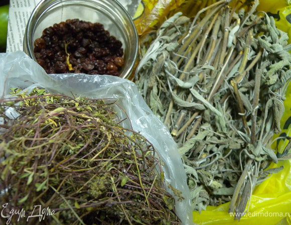 Сушеные: шалфей и тимьян  собственные. И калину сушила электросушкой. 