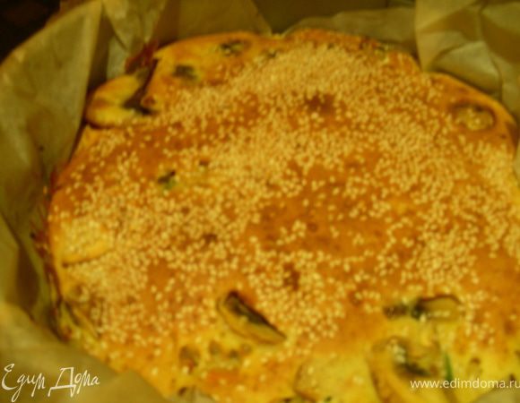 Разрезаем на кусочки, по желанию украшаем зеленью и подаем. Приятного аппетита))
