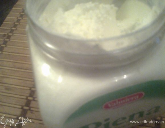 Достаём сухое молоко.