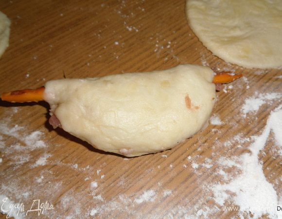 защипать края кружочка. 