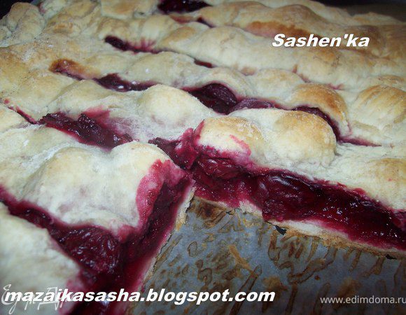 Перед подачей охладить. По желанию можно присыпать сахарной пудрой. Прошу к столу.)))