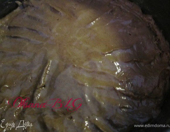 Выпекать в духовке 10-15 минут при температуре 180 градусов. Готовность проверить деревянной шпажкой.