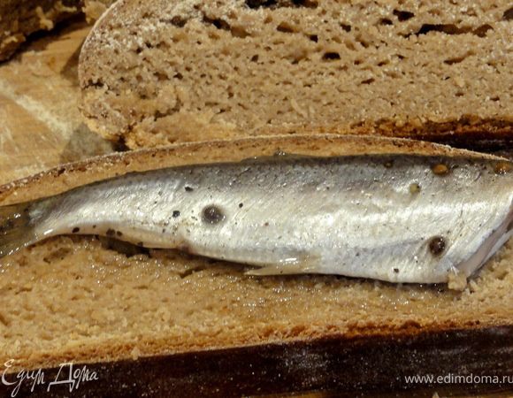 А если вы положите на ломтик кусочек кильки пряного посола…))) Ну ооочень вкусно!!!