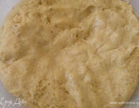 замесить тесто и оставить его в покое))))Когда тесто подойдёт,отправить его в подогретую печь,готовится  при температуре 200гр.