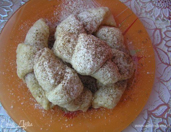 При подаче посыпать сахарной пудрой и/или какао.