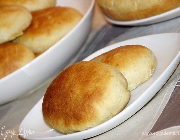 П.С.:из оставшейся половины теста можно слепить пирожки по рецепту:http://www.edimdoma.ru/recipes/31965