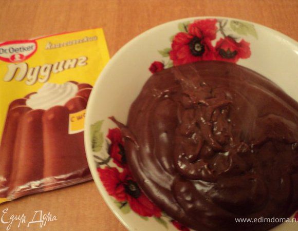 Сварить по инструкции шоколадный пудинг с 250гр. молока и 2 ст.ложками сахара, охладить.