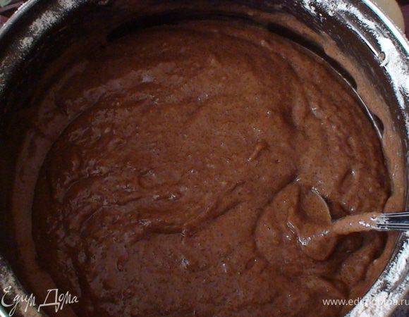 Содержимое двух сосудов соединить и перемешать до однородности. Добавить стакан крутого кипятка, всё тщательно и быстро перемешать. 
