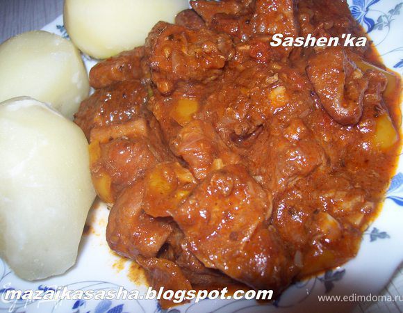 К перкельту прекрасно подойдет отварной картофель или мучные клецки. Прошу к столу.)