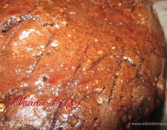 Пропитать вишневым соком.