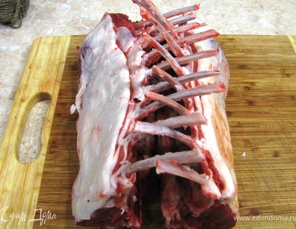 Соедините корейки между собой так, чтобы ребра поочередно перекрестились.