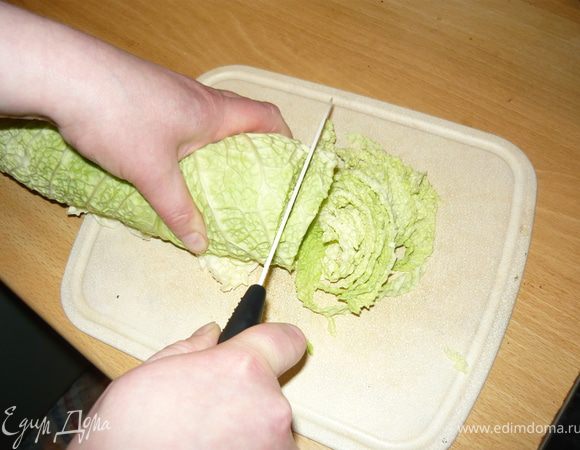 Нарезать поперек на полоски