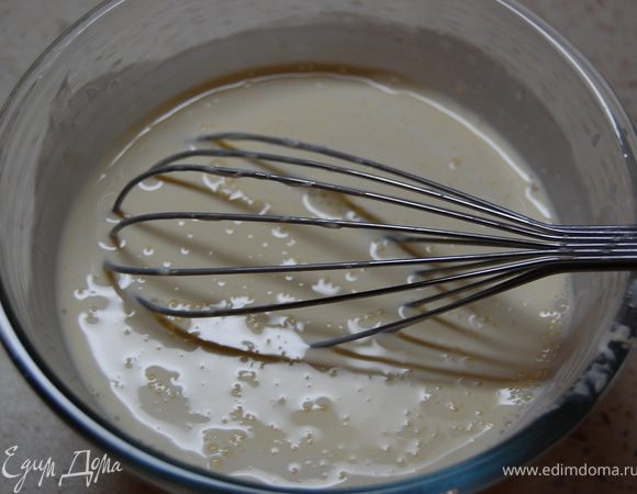 Для соуса смешать все ингредиенты.