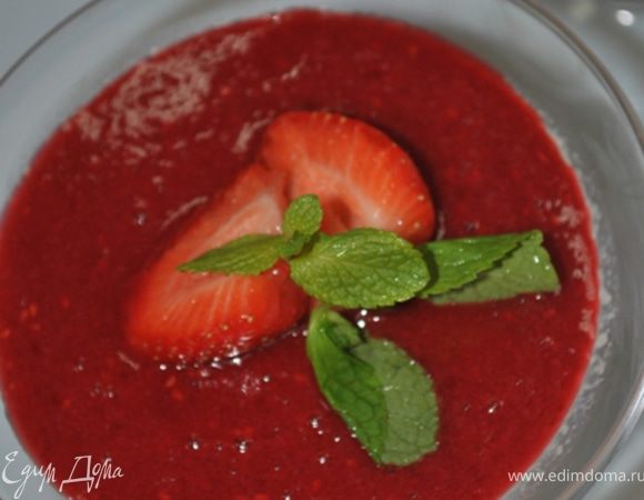 Панакотта просто потрясающая! Я не удержалась и слопала почти 2 порции! :)) Обожаю этот десерт!:))