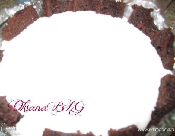 Залить сметанно - йогуртовым суфле.