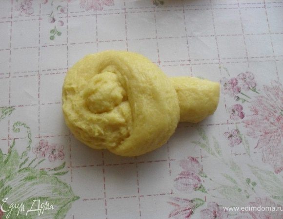 и сформировать булочку.