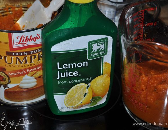 Готовить в духовке при тем-ре 160гр.1час 10мин.Выключите духовку по назначенному времени и оставьте чизкейк в духовке на 15мин. Остудите примерно на 8час или на ночь.