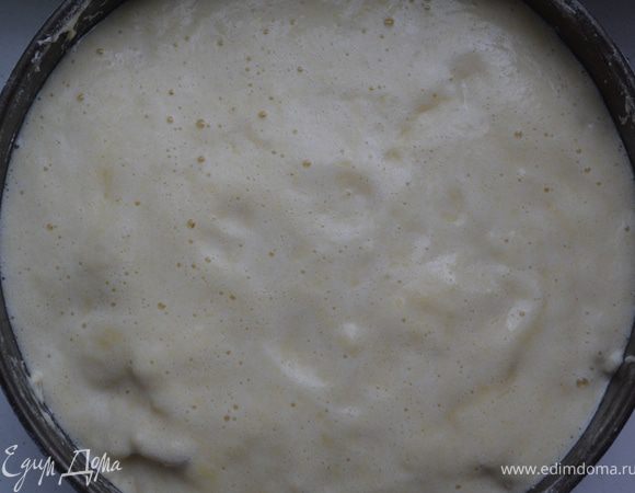 и залить заливкой. Печь при температуре 180 град.