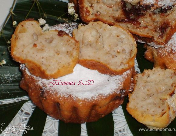 Очень вкусно с молоком, чаем и даже с кофе. Приятного чаепития.