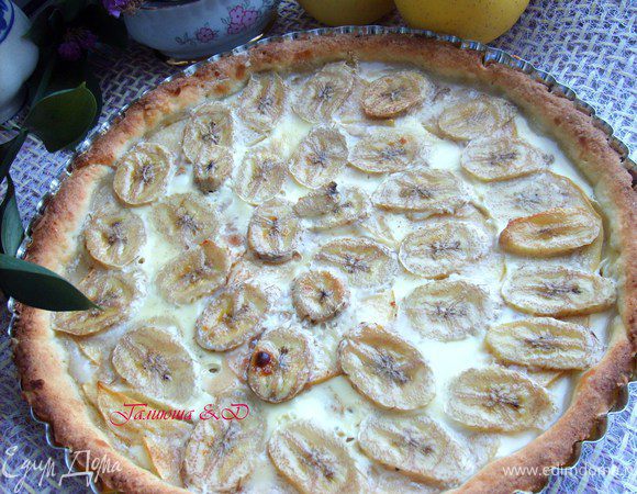 Выпекаем наш пирог при температуре 180-190 гр. - 35 минут, возможно потребуется времени больше,все зависит от духовки, это ориентир,у меня ушло столько времени. Как только зарумянятся края теста, можно вынимать)) Приятного аппетита, Друзья мои!!! 