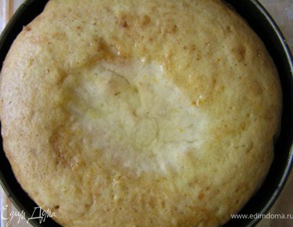 накрыть второй половиной бисквита. Убрать в холодильник до полного застывания желе.