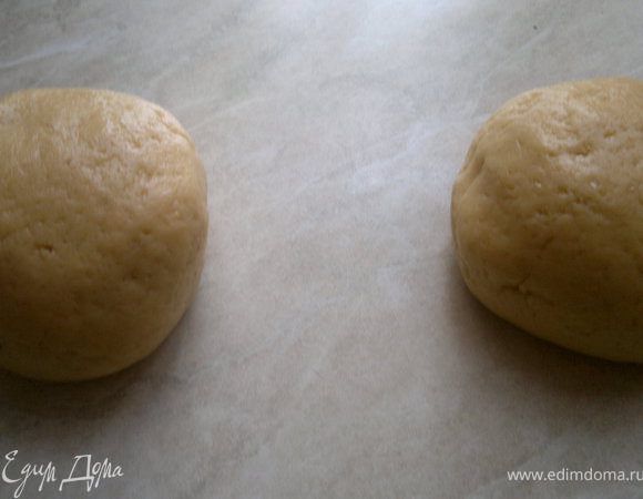 разделить на две части