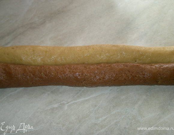 сделать змейки и положить их рядом