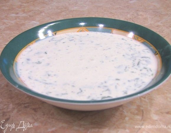 Чесночный соус со сметаной. Рецепт в отдельном посте.