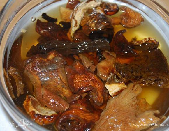 Залить кипятком на 5-10 минут.