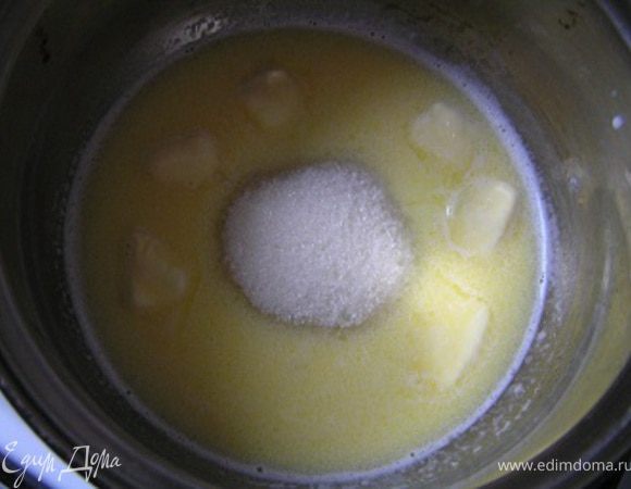 Всыпать сахар,