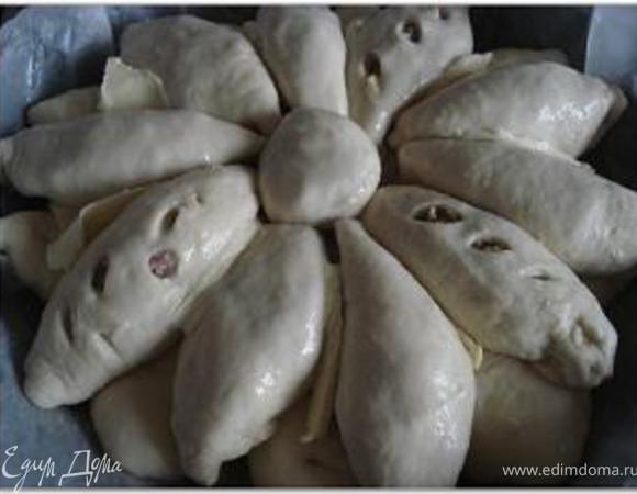 На них положить новый слой пирожков и т.д., пока форма не заполнится доверху.