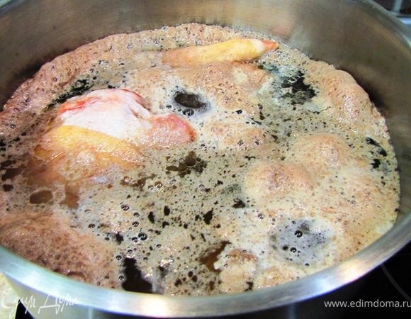 Дождитесь образования пены. Она будет серая и некрасивая.