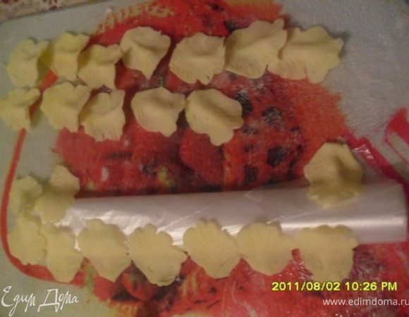 При сушке придать перьям чуть выгнутую форму.